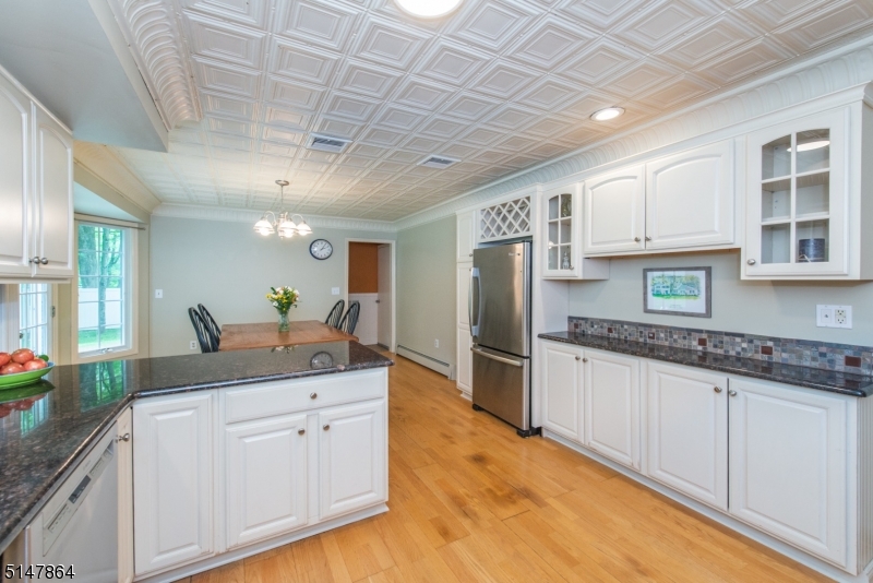 Nestlingwood/Wood Valley - Residential