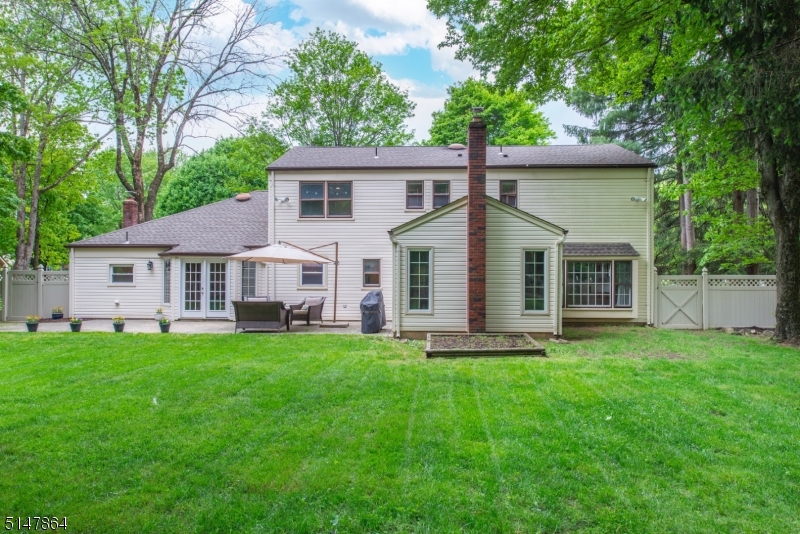 Nestlingwood/Wood Valley - Residential