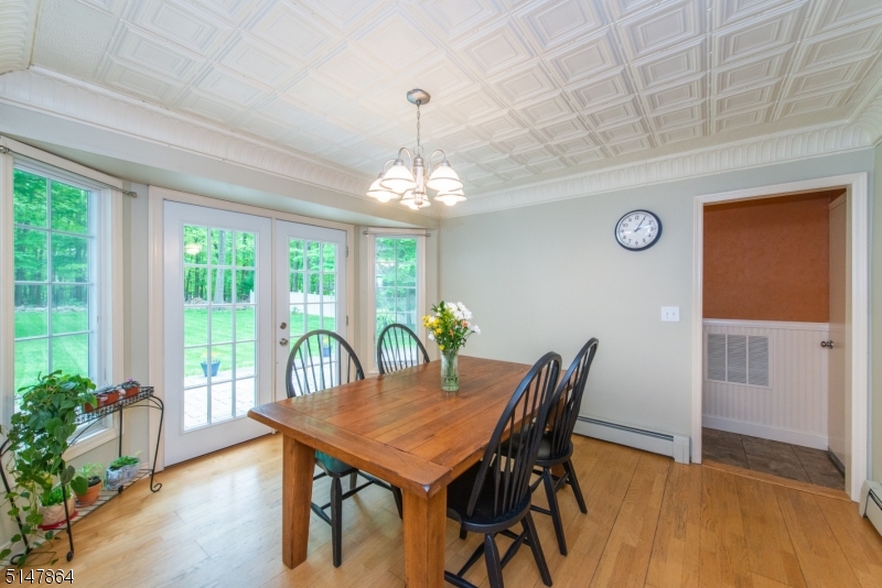 Nestlingwood/Wood Valley - Residential