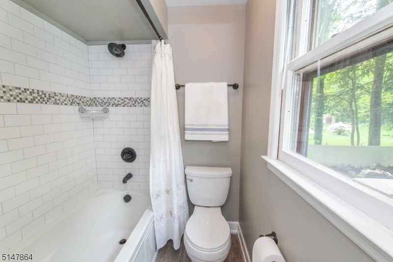 Nestlingwood/Wood Valley - Residential