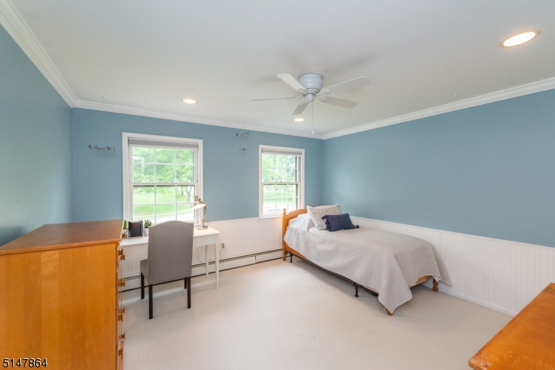 Nestlingwood/Wood Valley - Residential