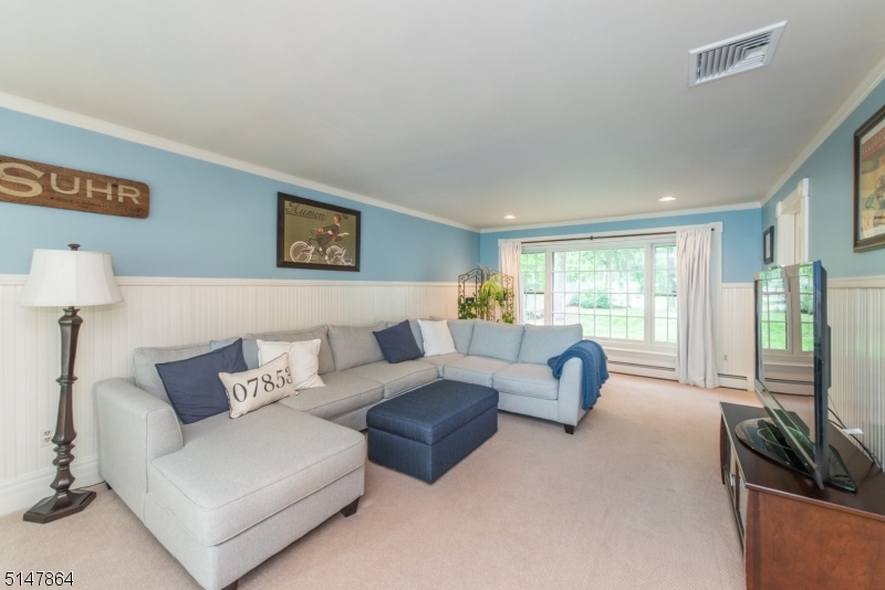 Nestlingwood/Wood Valley - Residential