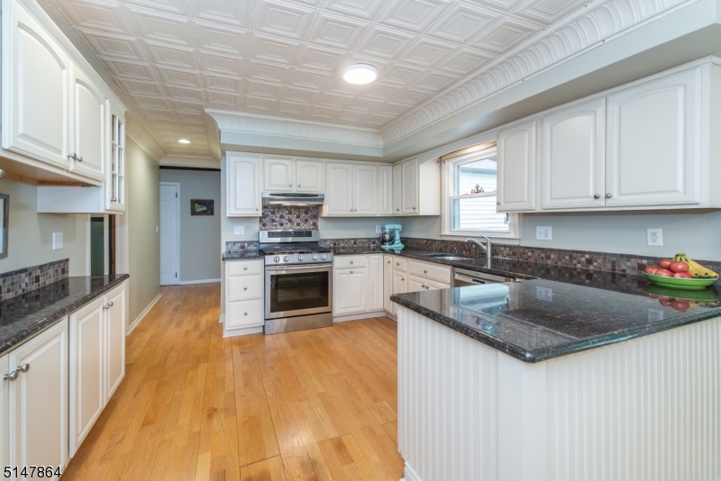 Nestlingwood/Wood Valley - Residential