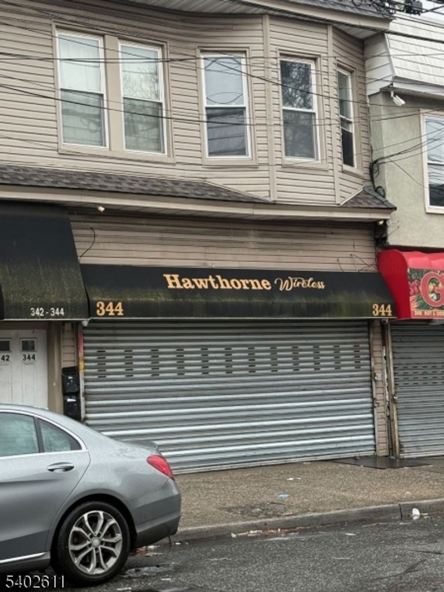 This is a must see!  Totally renovated storefront, great presence.  $1300 per month.   Central AC and Heat.  Tennant pays all utilities.