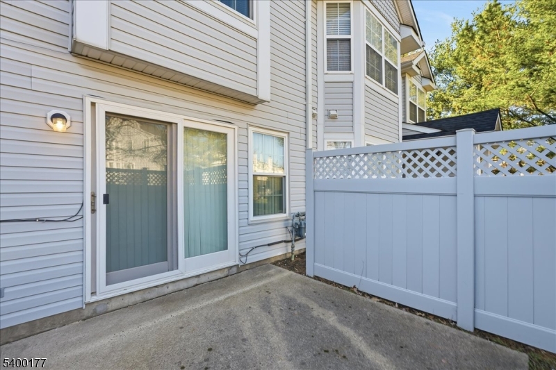 Colony Club - Residential