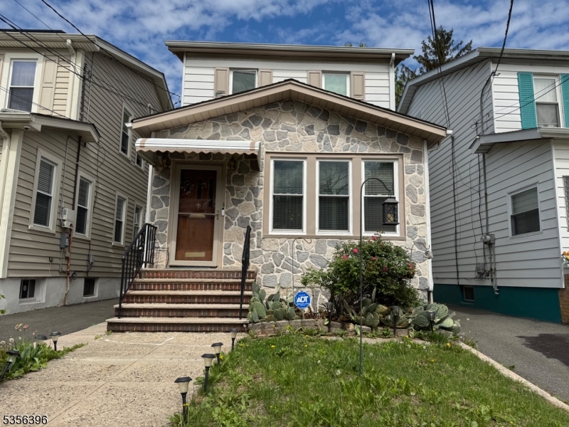 77 Coolidge St