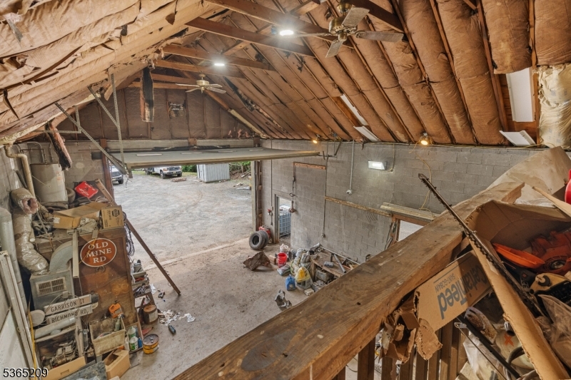 OUTDOOR TRUCK PARKING - Commercial Lease