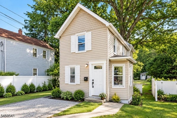 80 GLENWILD AVE, BLOOMINGDALE, NJ 07403 - Image f3ba4e68b59aba164967f4f1c863348c/826462987