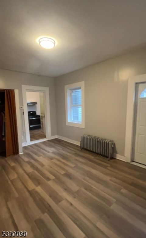 MLS: 3939906