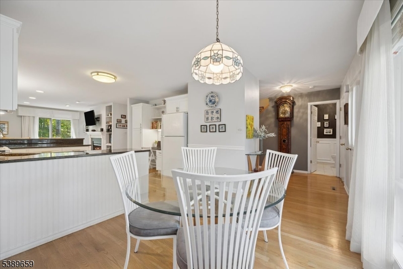 WOODSIDE - Residential