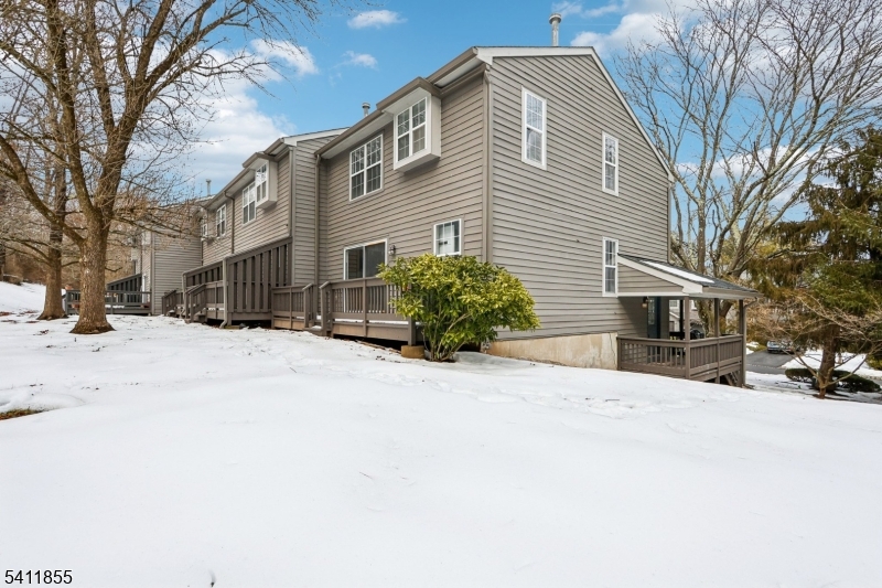 Montgomery Woods - Residential