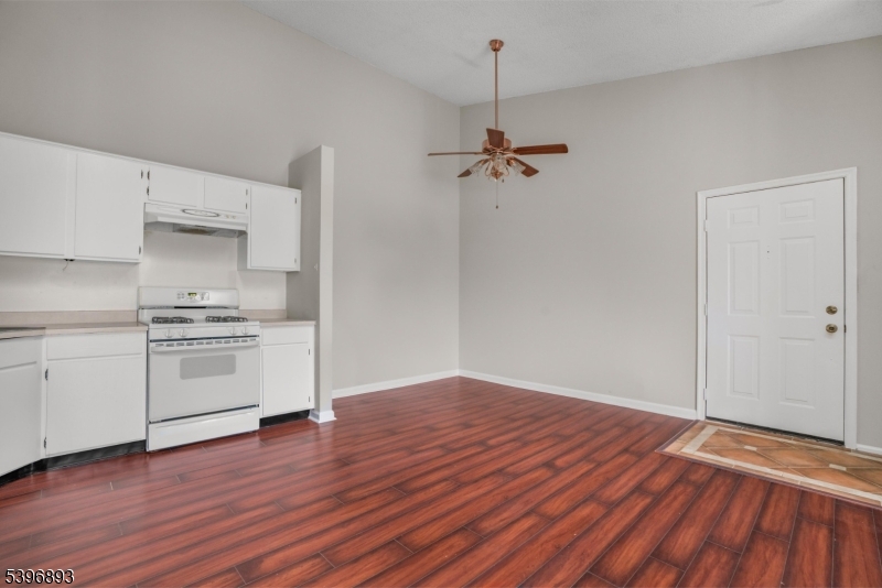 Society Hill III - Residential Lease