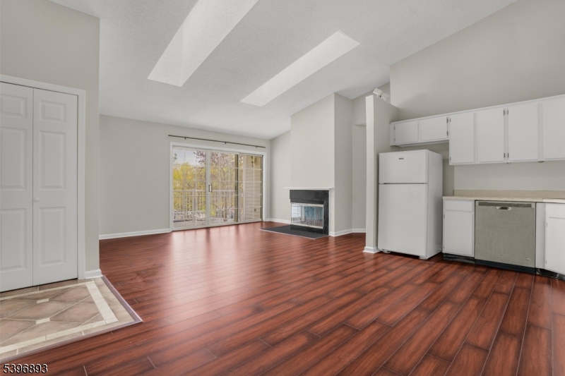 Society Hill III - Residential Lease