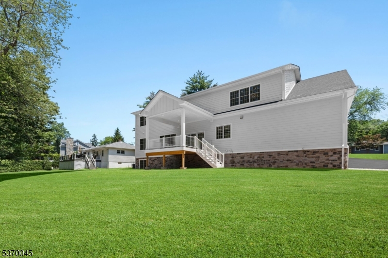 Riker Hill - Residential