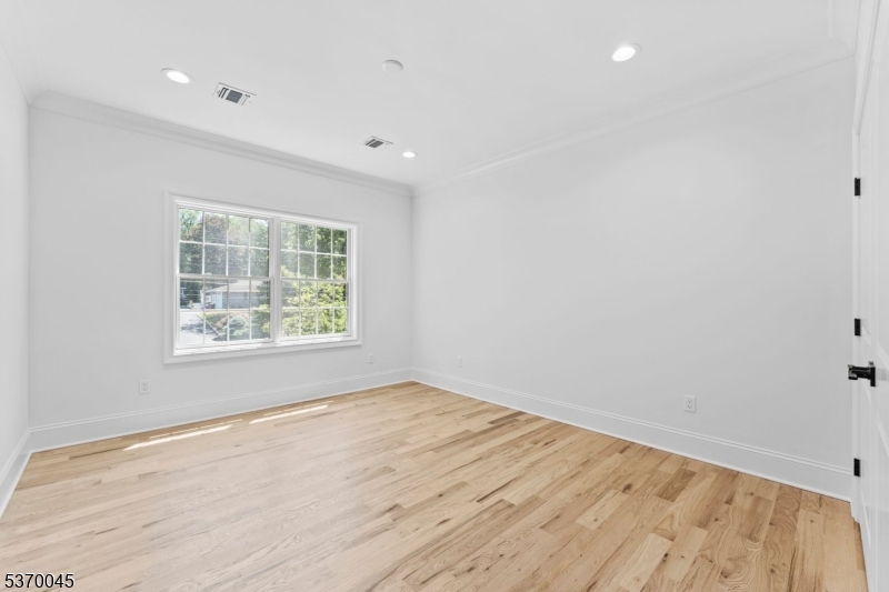 Riker Hill - Residential