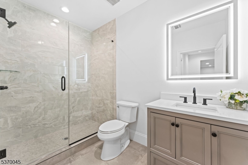 Riker Hill - Residential