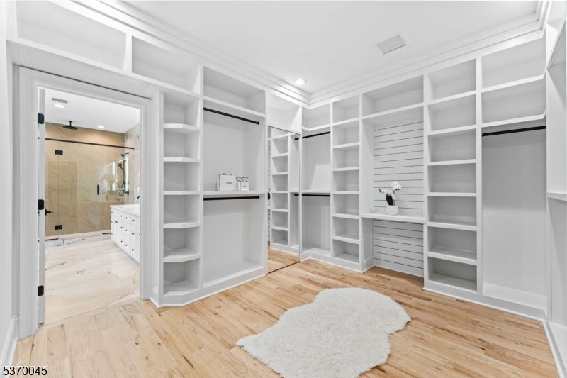 Riker Hill - Residential