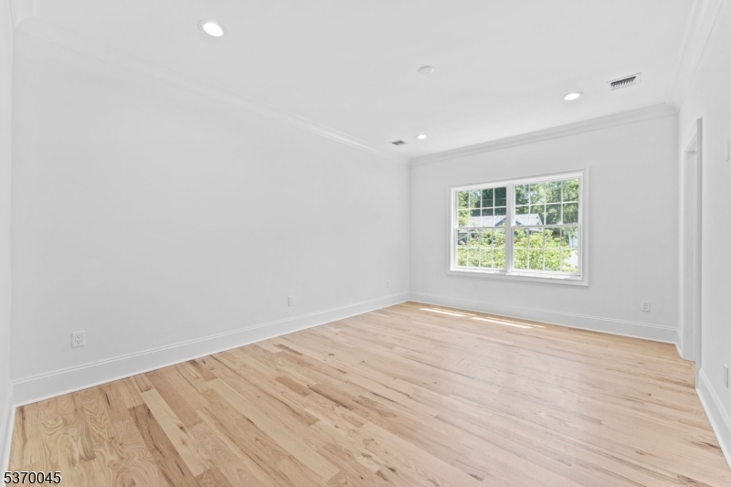 Riker Hill - Residential