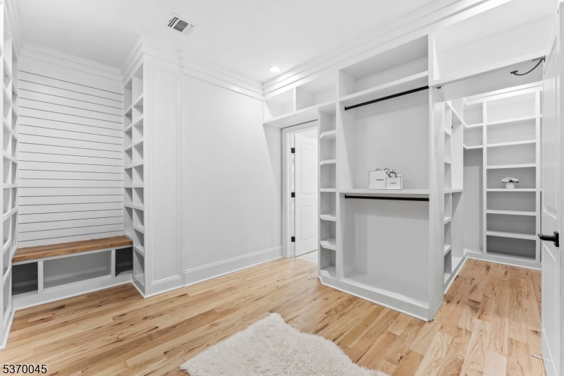 Riker Hill - Residential