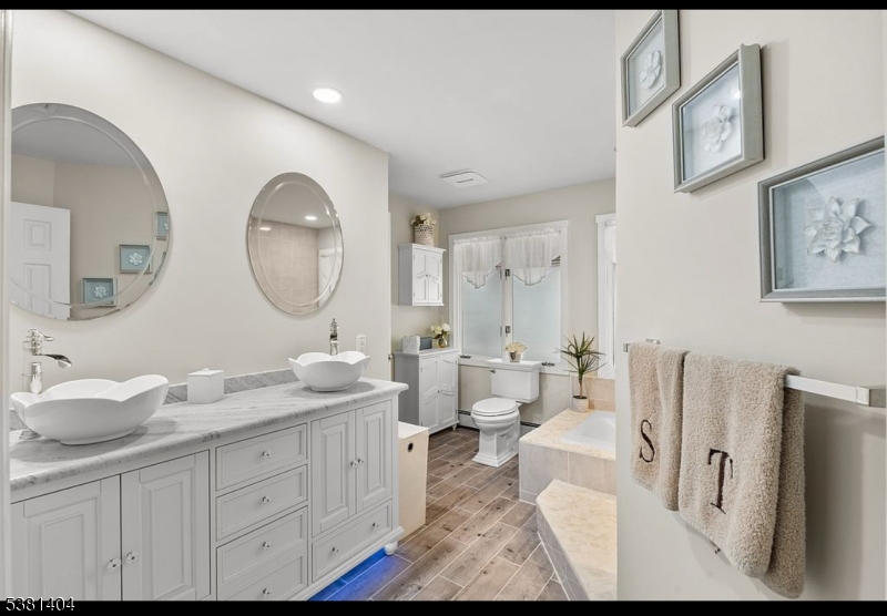 Forest Lakes - Residential