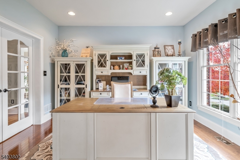 Morris Hunt - Residential