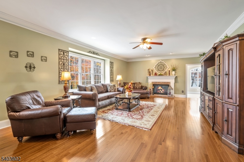 Morris Hunt - Residential