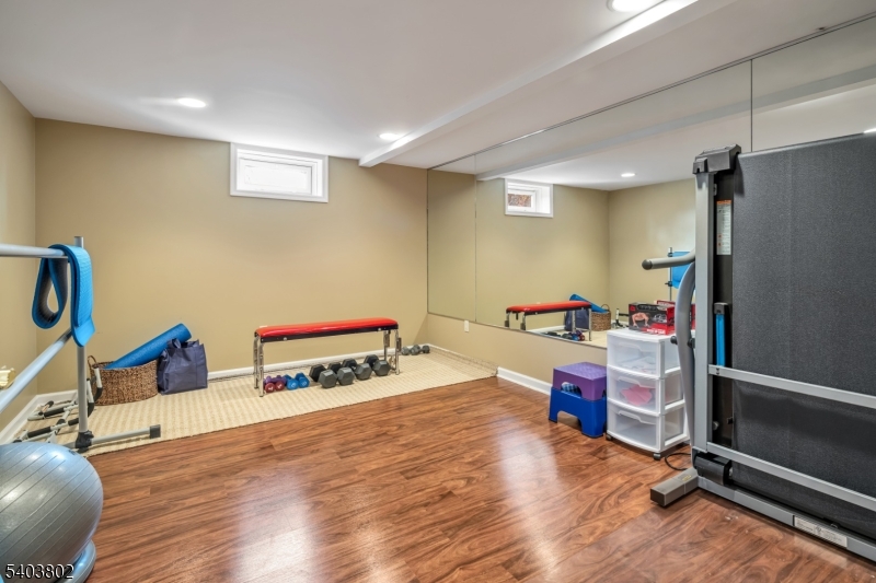 Morris Hunt - Residential