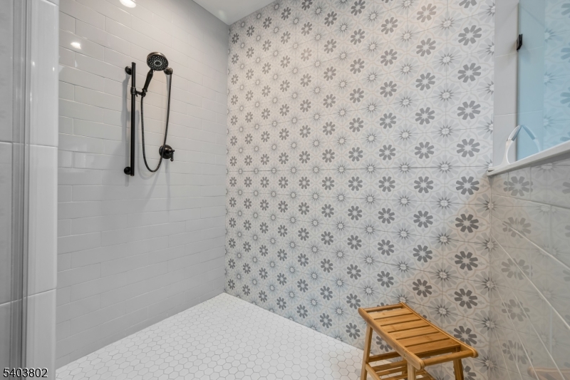 Morris Hunt - Residential