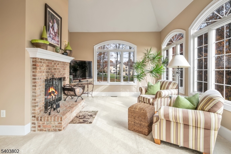 Morris Hunt - Residential