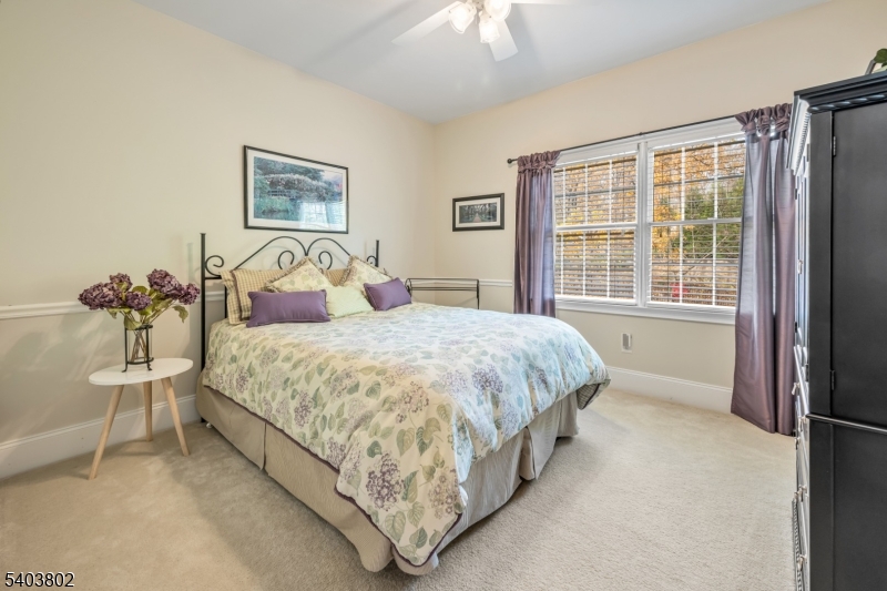 Morris Hunt - Residential