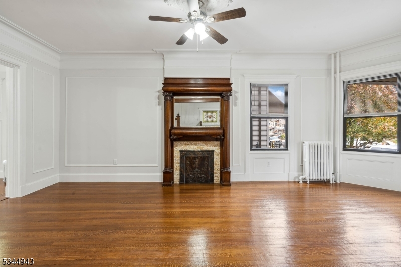 Jersey City, New Jersey 07304, United States, 6 Bedrooms Bedrooms, ,4 BathroomsBathrooms,Residential,Active,91049