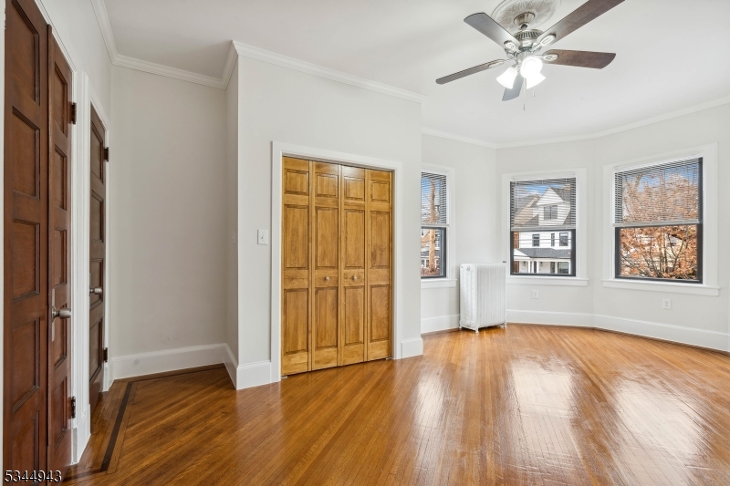 Jersey City, New Jersey 07304, United States, 6 Bedrooms Bedrooms, ,4 BathroomsBathrooms,Residential,Active,91049