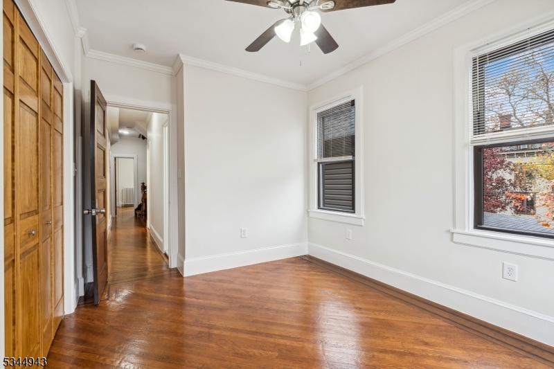 Jersey City, New Jersey 07304, United States, 6 Bedrooms Bedrooms, ,4 BathroomsBathrooms,Residential,Active,91049