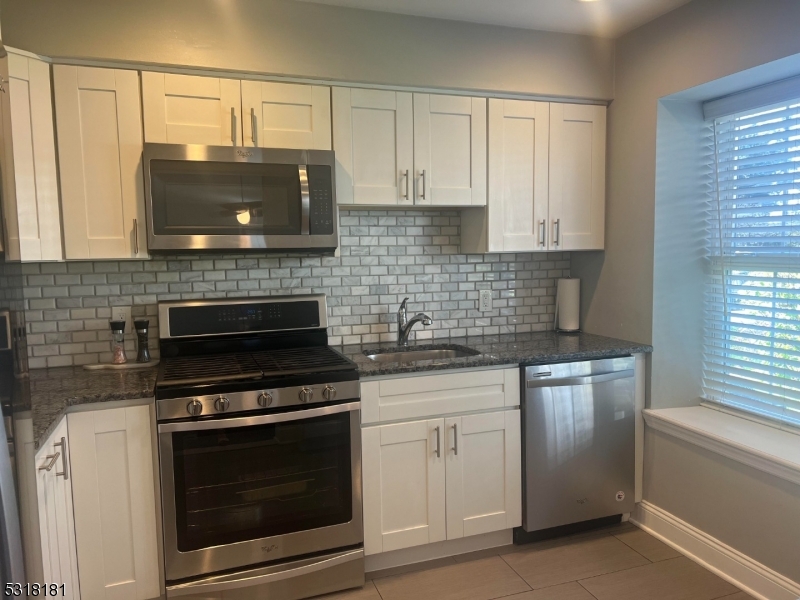 The Point at Galloping Hill - Residential