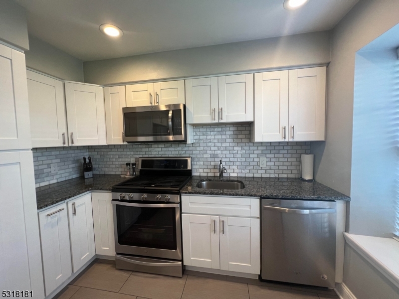 The Point at Galloping Hill - Residential