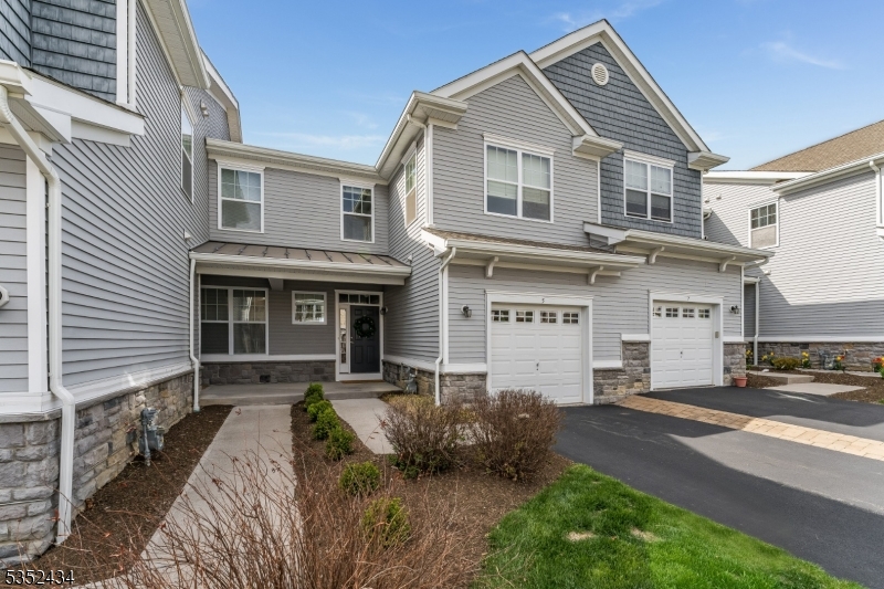 Allamuchy Twp., New Jersey 07840, United States, 3 Bedrooms Bedrooms, ,3 BathroomsBathrooms,Residential,Active,118069