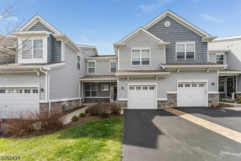 Allamuchy Twp., New Jersey 07840, United States, 3 Bedrooms Bedrooms, ,3 BathroomsBathrooms,Residential,Active,118069