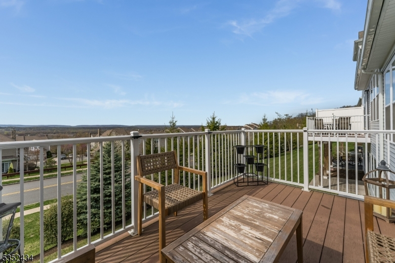 Allamuchy Twp., New Jersey 07840, United States, 3 Bedrooms Bedrooms, ,3 BathroomsBathrooms,Residential,Active,118069