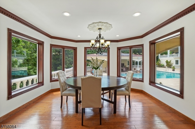 Lake Madonna - Residential