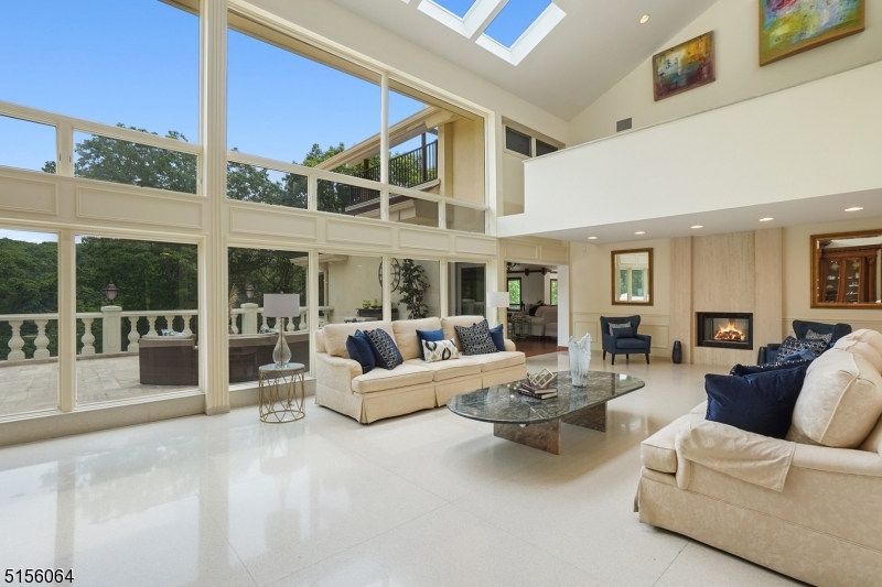 Lake Madonna - Residential