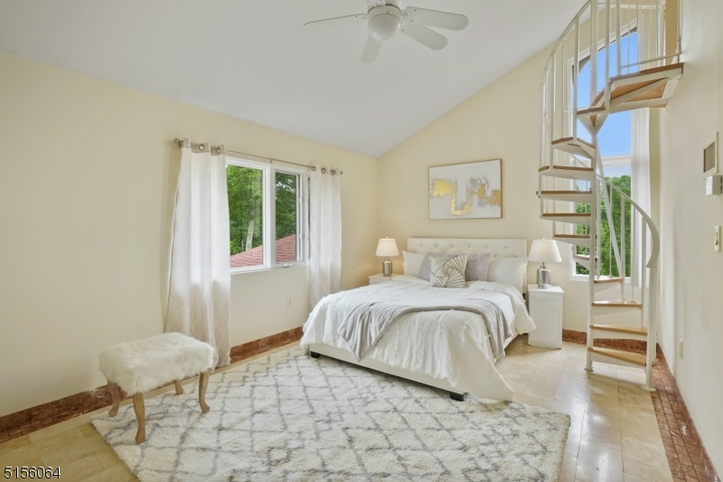 Lake Madonna - Residential