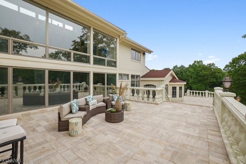 Lake Madonna - Residential