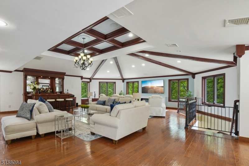 Lake Madonna - Residential