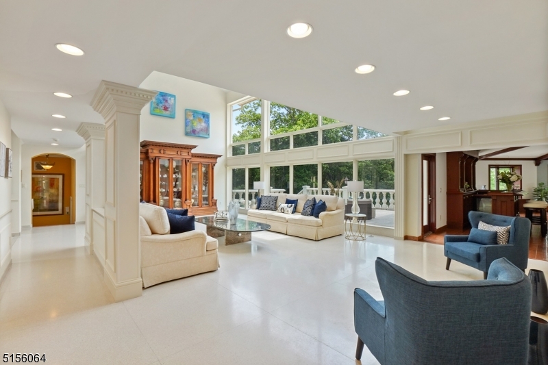 Lake Madonna - Residential