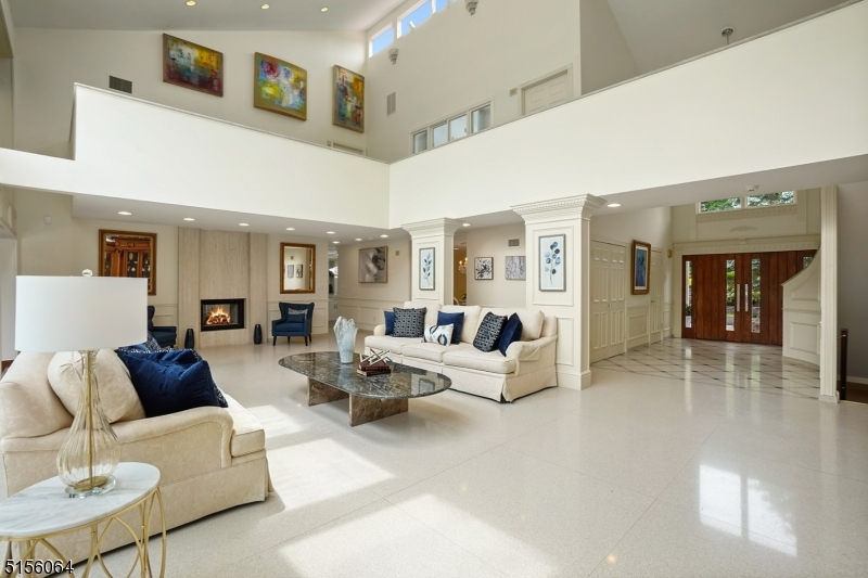 Lake Madonna - Residential