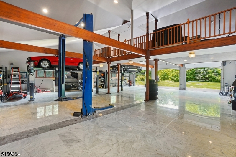 Lake Madonna - Residential