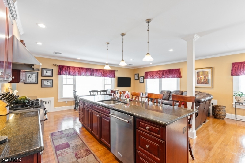 BROOKDALE - Residential