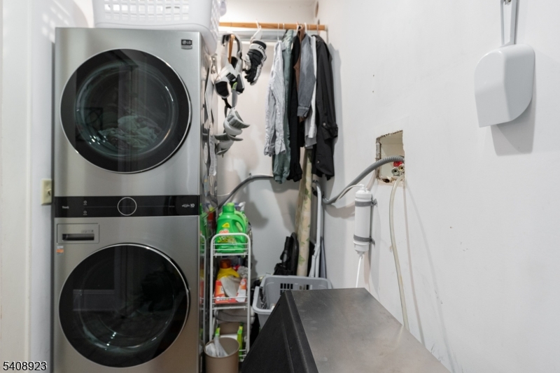 BROOKDALE - Residential