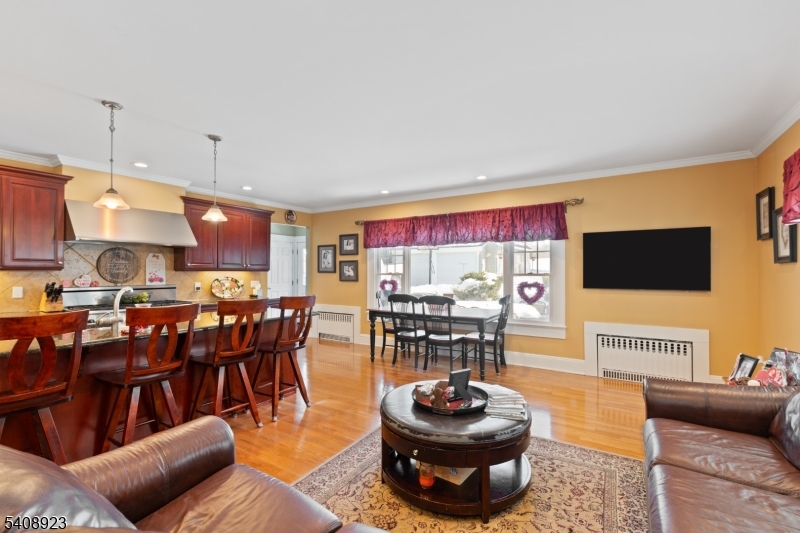 BROOKDALE - Residential