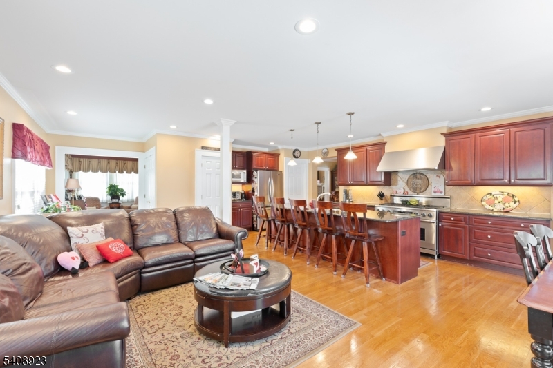 BROOKDALE - Residential